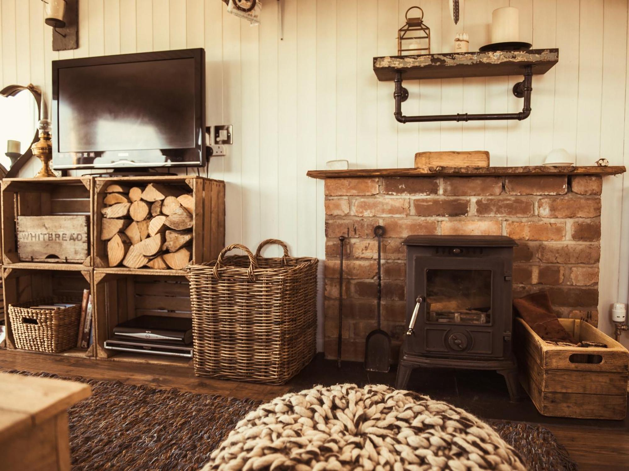 The Mamgu Lodge Mochdre  ภายนอก รูปภาพ